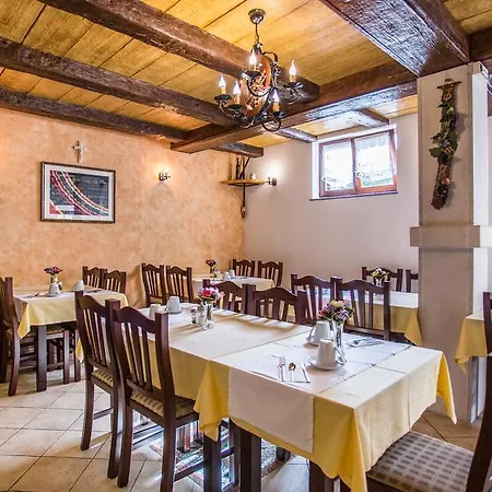 Milcetic Casa de hóspedes 4*