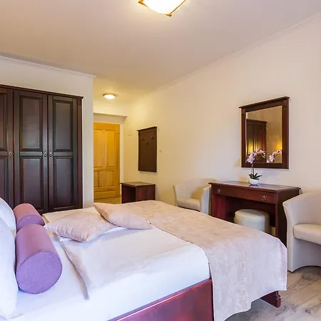 Milcetic Guest house