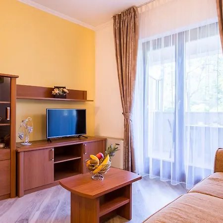 米莱斯缇克别墅酒店 4* 马林斯卡