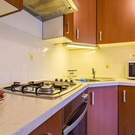 米莱斯缇克别墅酒店 4*