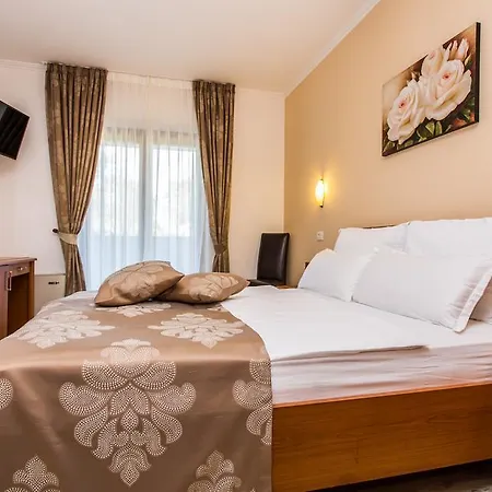 米莱斯缇克别墅酒店