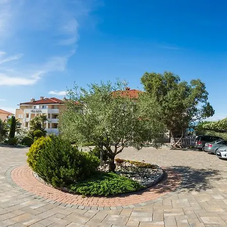 米莱斯缇克别墅酒店 招待所 马林斯卡