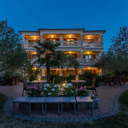 米莱斯缇克别墅酒店 招待所